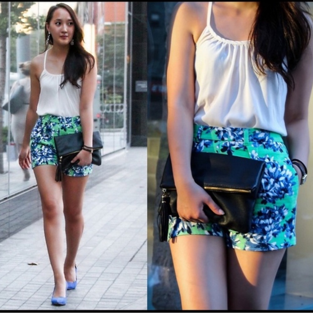 🔶 J. Crew Floral Print Shorts 🔶